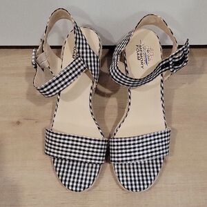 Life Stride Black and White Checkered Sandals